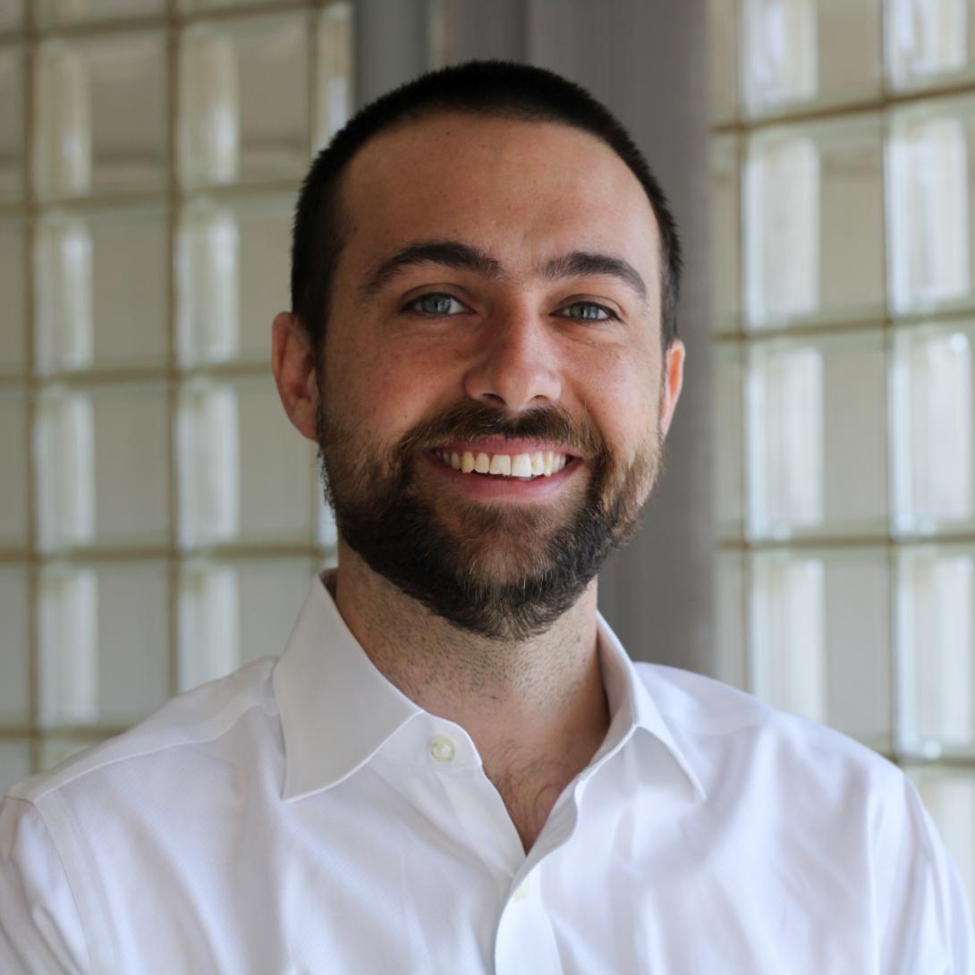 Headshot of Ian Baxter